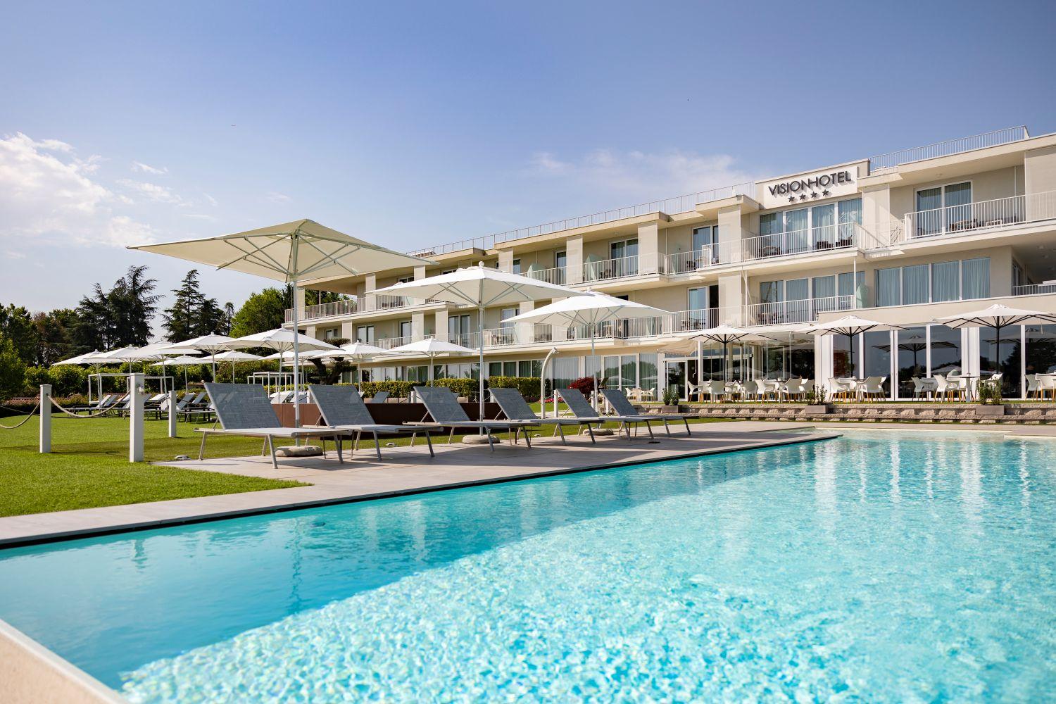 vision hotel